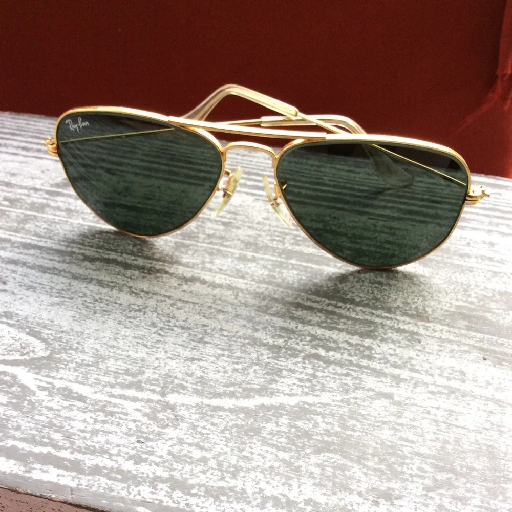 Ray-Ban Aviator Sunglasses - Picture 1 of 7